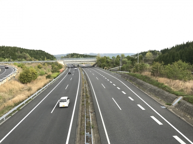 高速道路イメージ